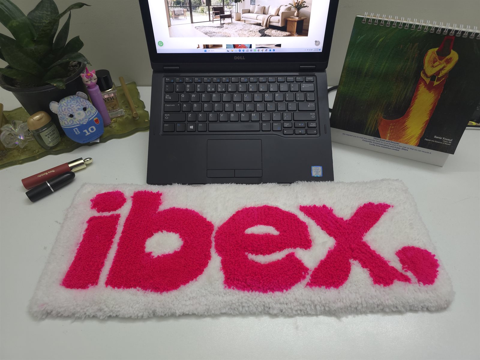 IBEX Global Customer Experience Centerpiece Rug