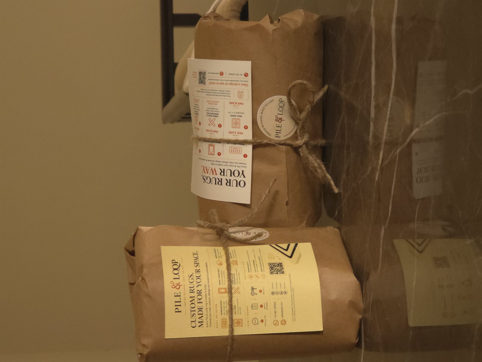 Signature Gift Box & Packaging thumbnail 3